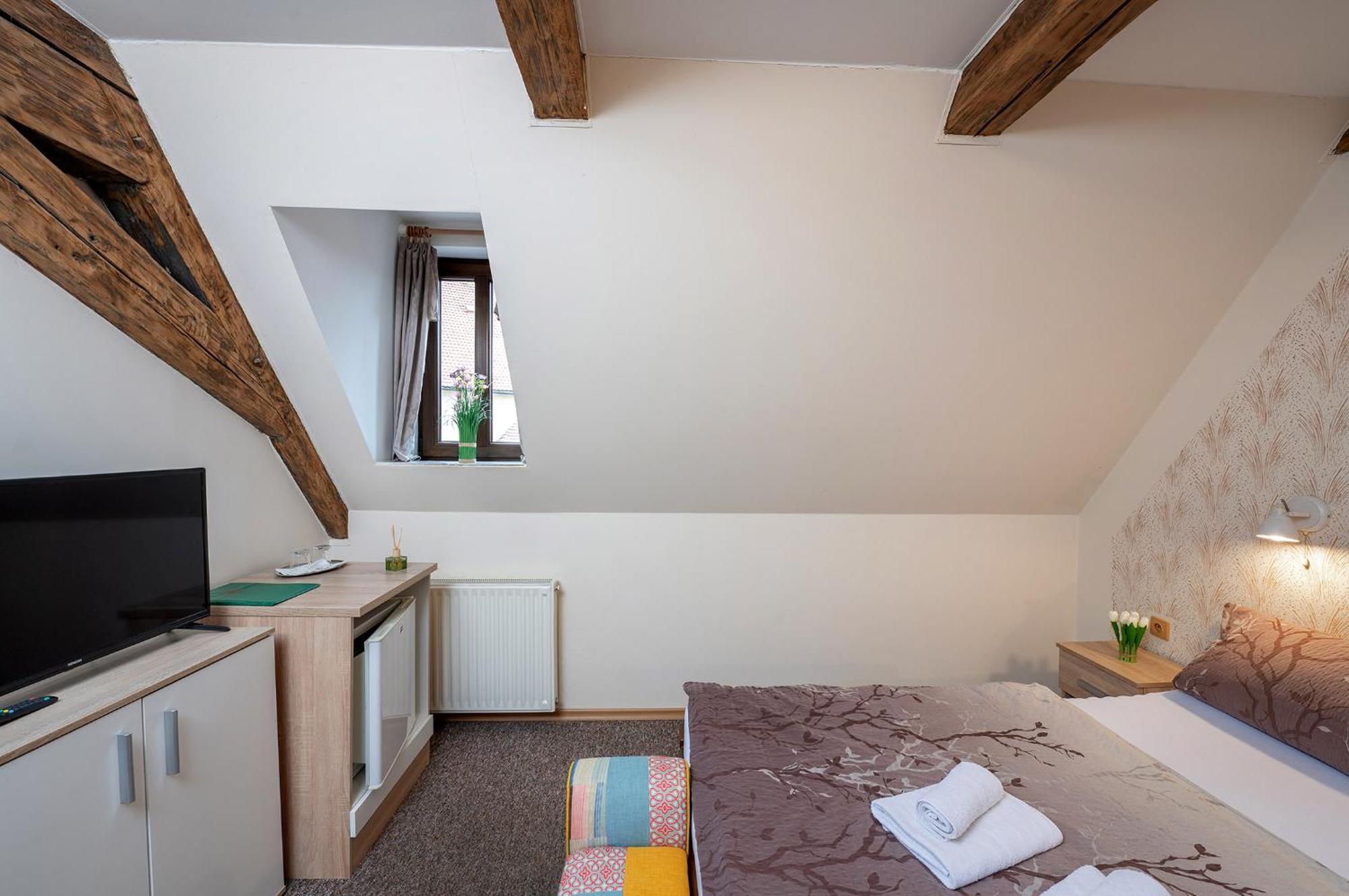 Rodinny Hotel Myslivna Trebon Luaran gambar