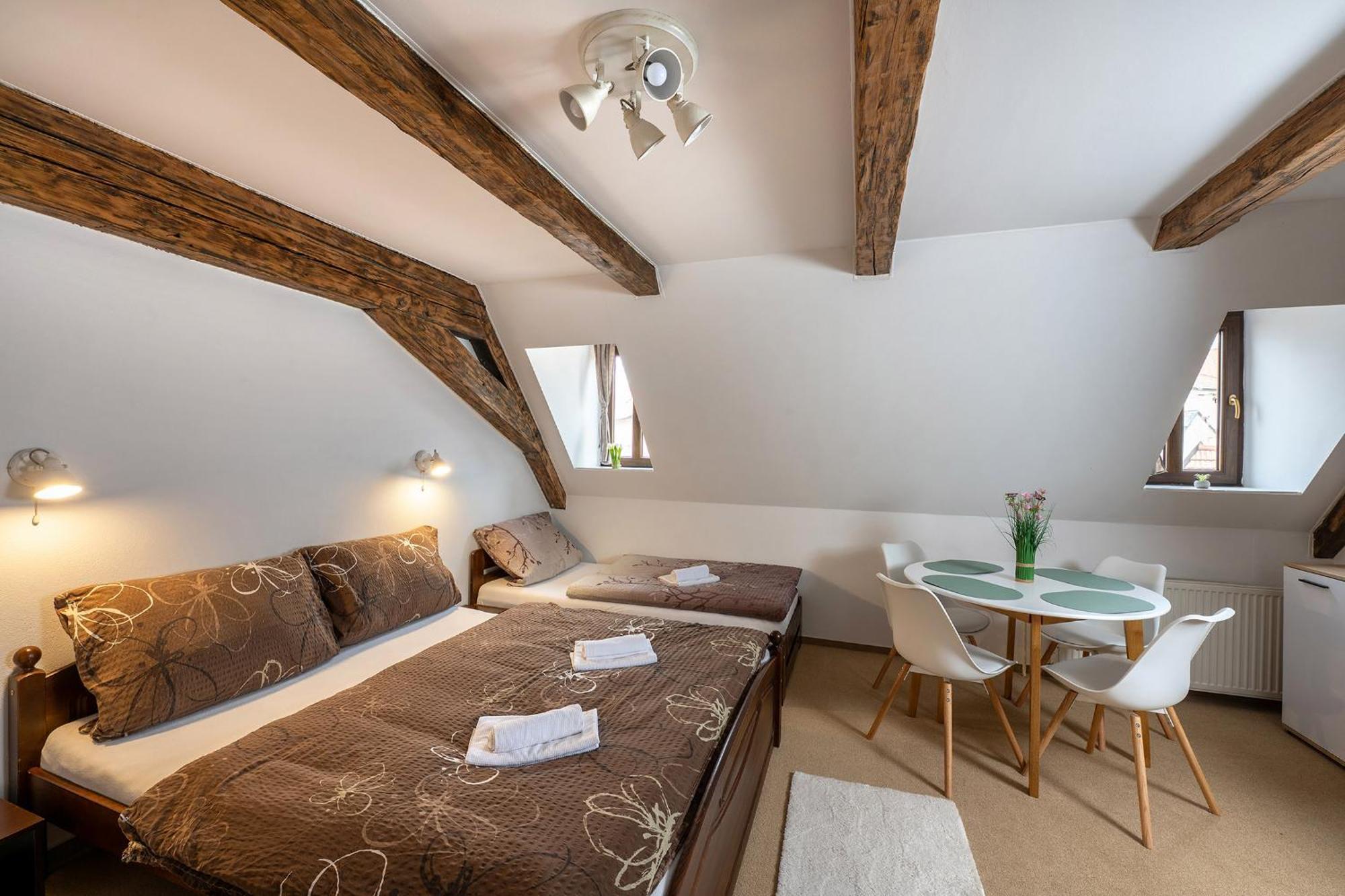 Rodinny Hotel Myslivna Trebon Luaran gambar