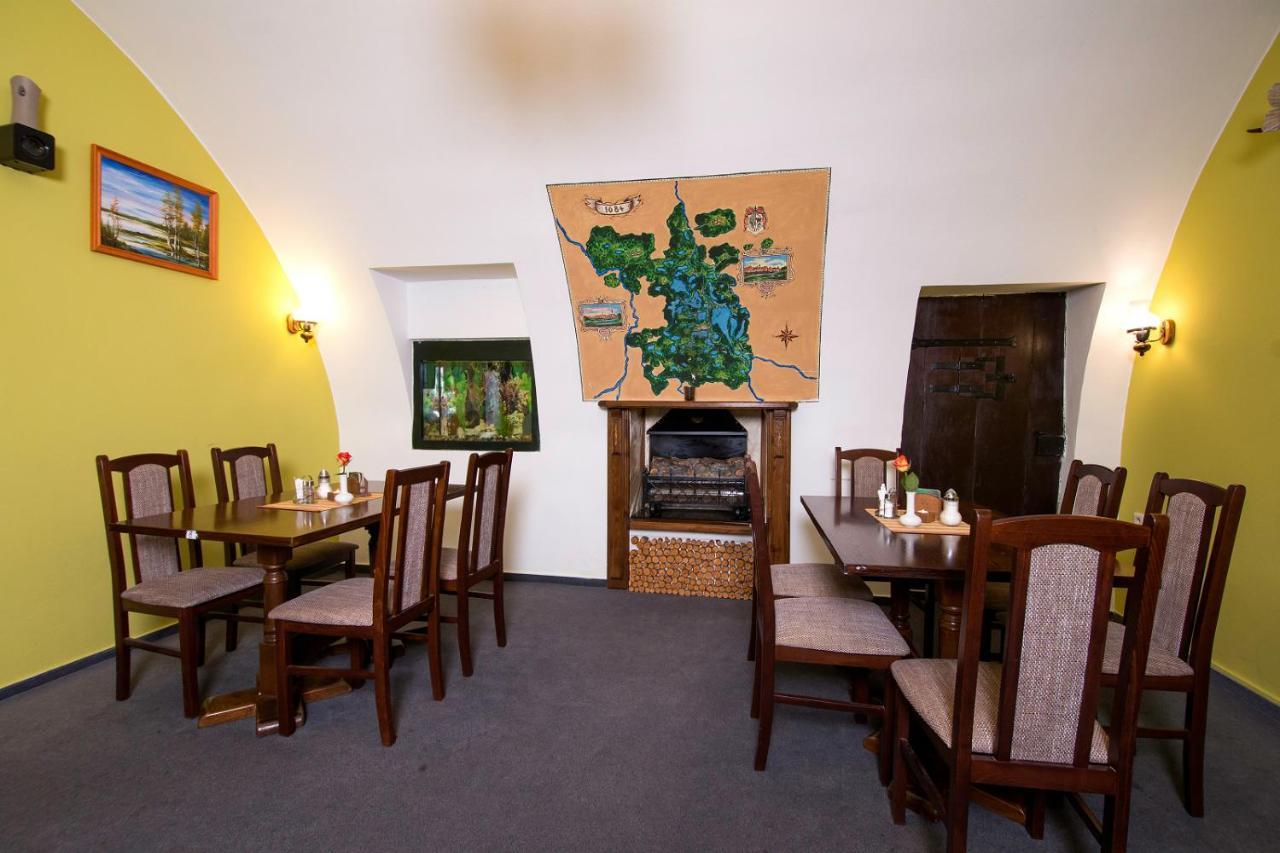 Rodinny Hotel Myslivna Trebon Luaran gambar
